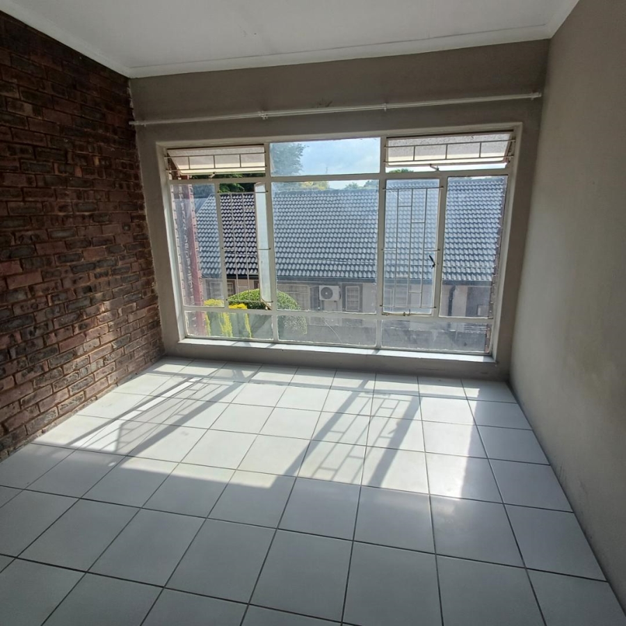 3 Bedroom Property for Sale in Hermanstad Gauteng