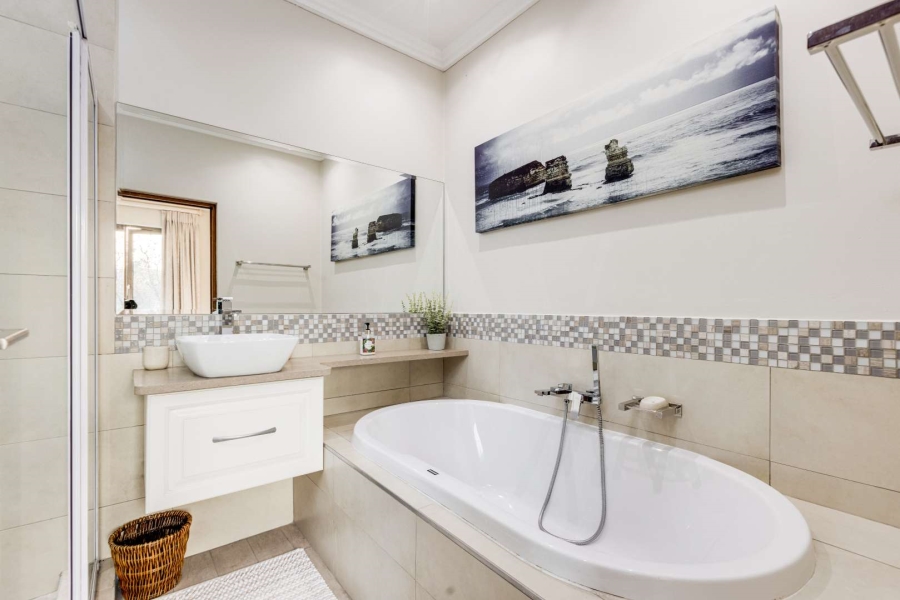 To Let 4 Bedroom Property for Rent in Kyalami Gauteng