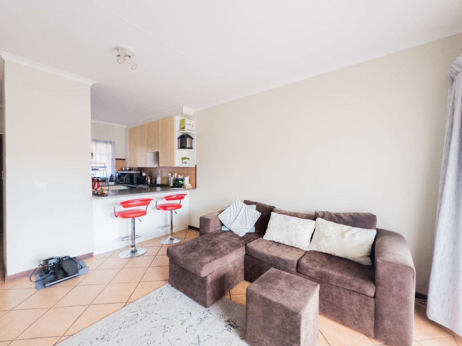 To Let 2 Bedroom Property for Rent in Mooikloof Ridge Gauteng