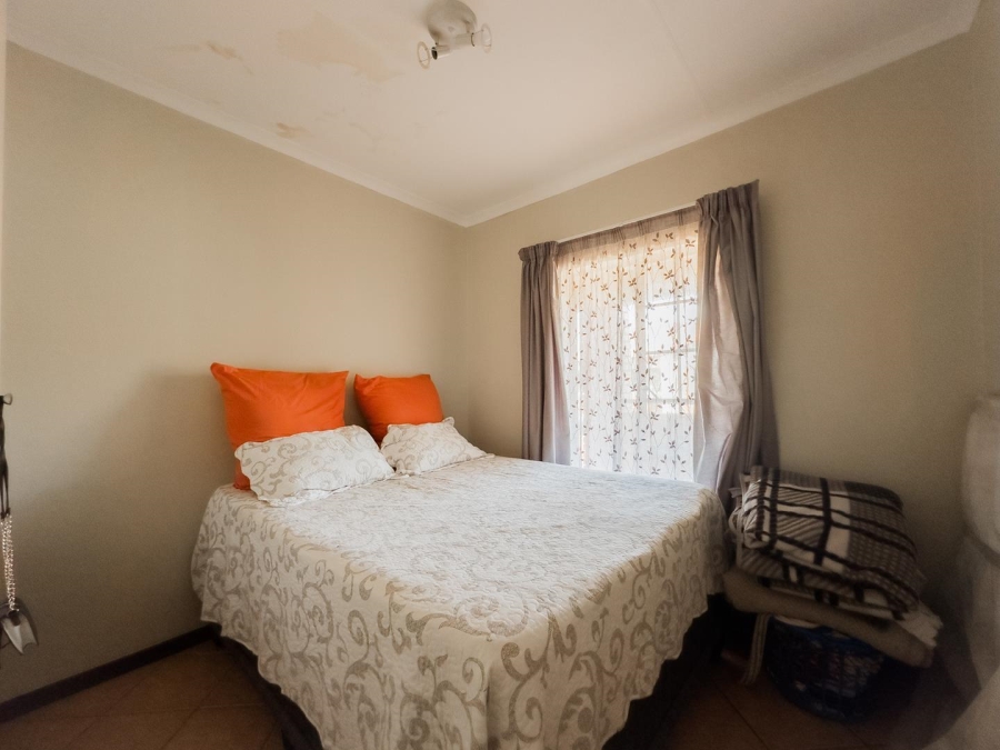To Let 2 Bedroom Property for Rent in Mooikloof Ridge Gauteng