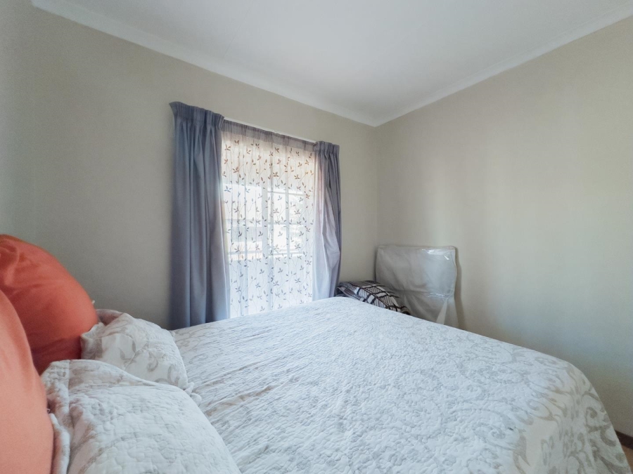 To Let 2 Bedroom Property for Rent in Mooikloof Ridge Gauteng