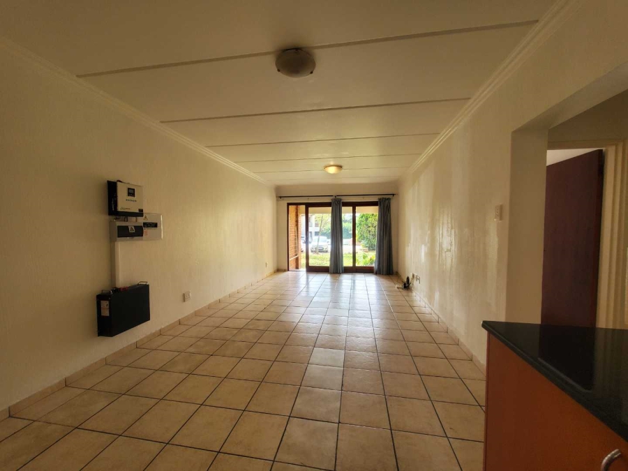 To Let 2 Bedroom Property for Rent in Willowbrook Gauteng