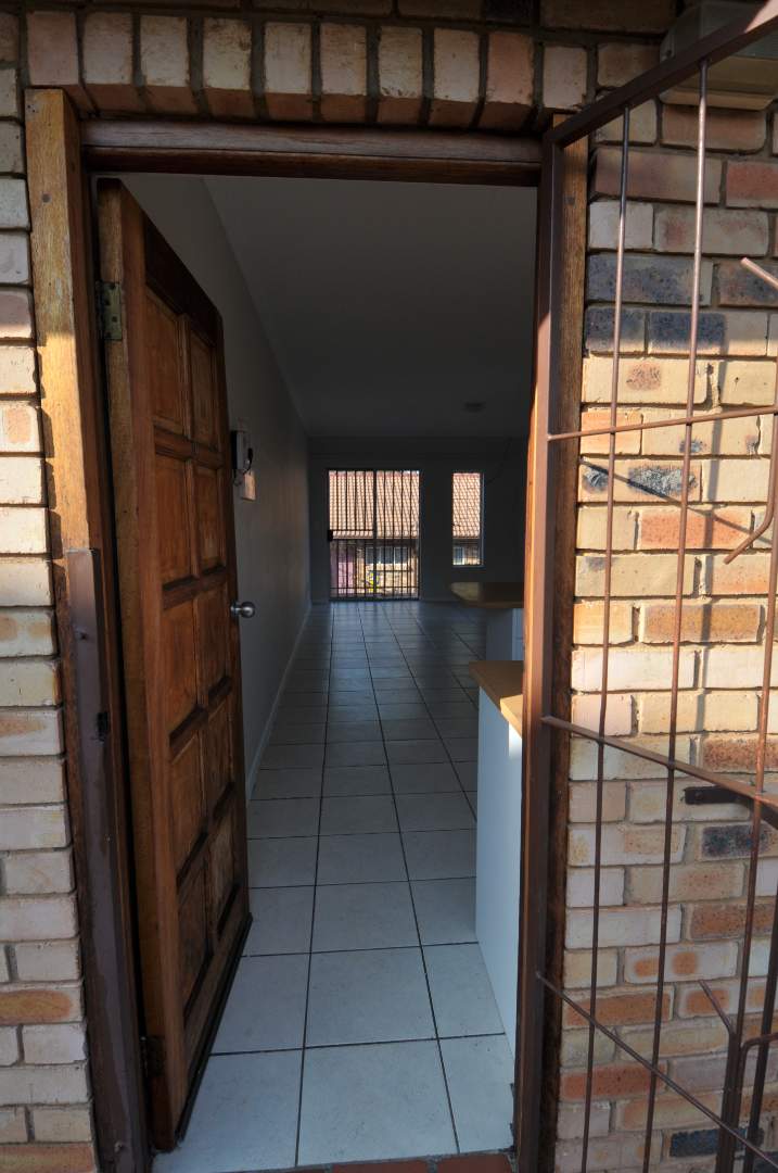 2 Bedroom Property for Sale in Moreleta Park Gauteng