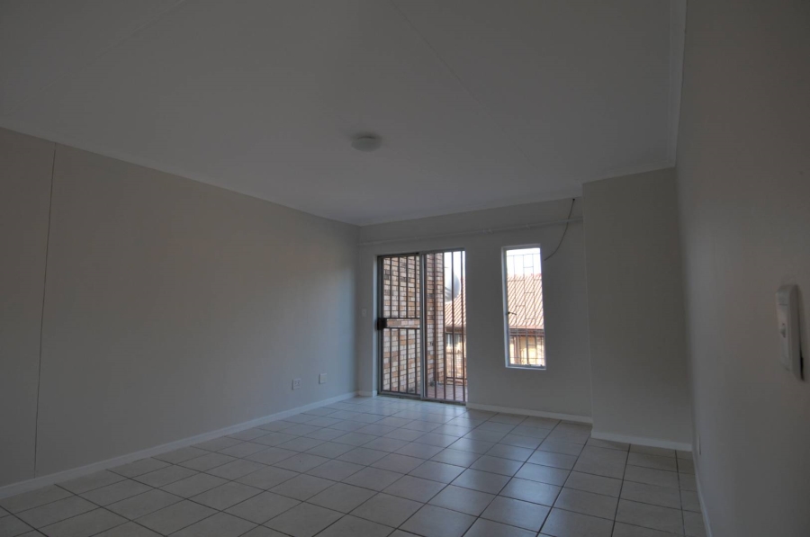 2 Bedroom Property for Sale in Moreleta Park Gauteng