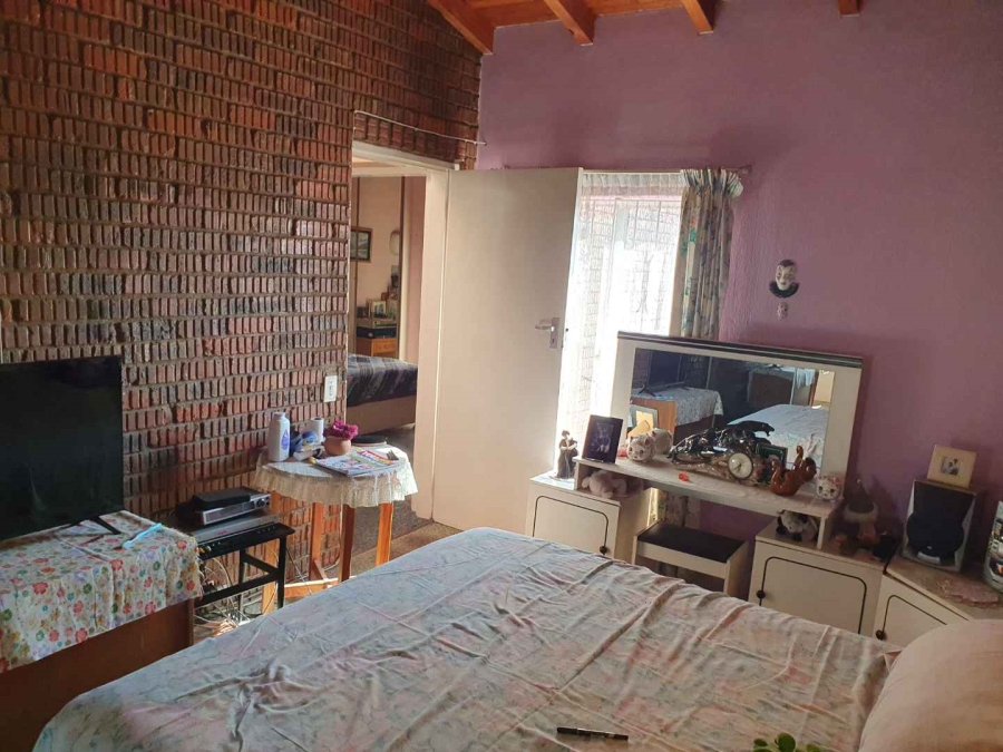 3 Bedroom Property for Sale in The Hill Gauteng