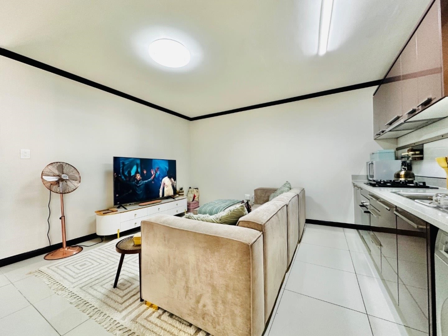 To Let 1 Bedroom Property for Rent in Fourways Gauteng
