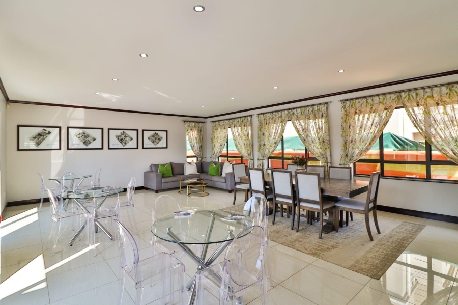 To Let 1 Bedroom Property for Rent in Fourways Gauteng