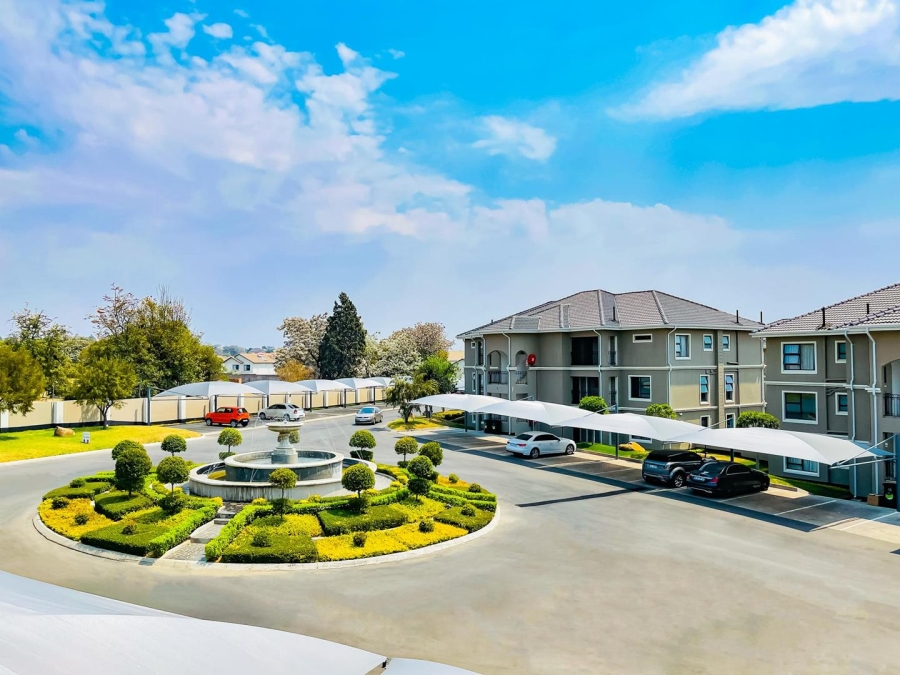To Let 1 Bedroom Property for Rent in Fourways Gauteng
