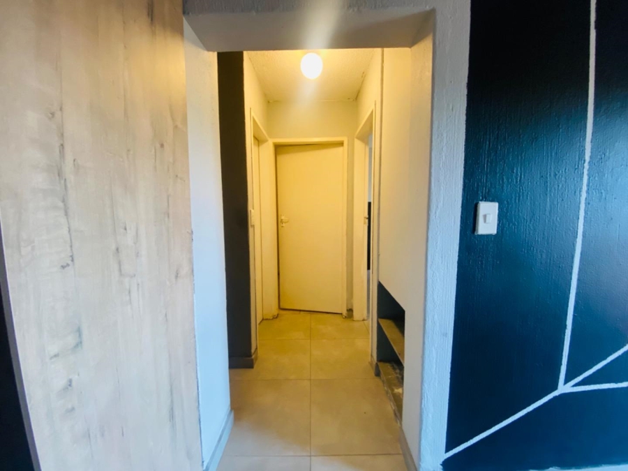To Let 2 Bedroom Property for Rent in Weltevreden A H Gauteng