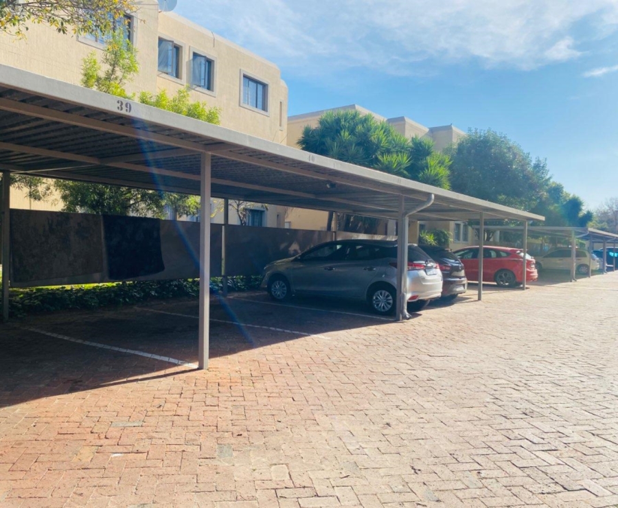 To Let 2 Bedroom Property for Rent in Weltevreden A H Gauteng