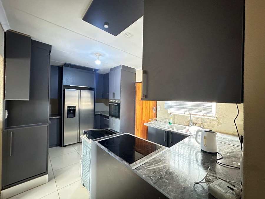 To Let 2 Bedroom Property for Rent in Lotus Gardens Gauteng