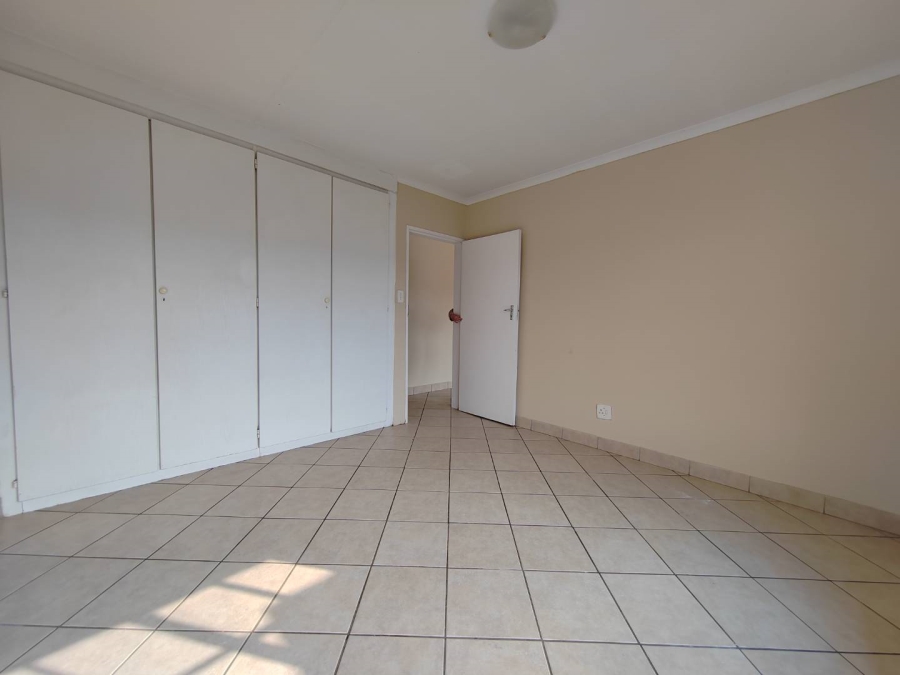 To Let 2 Bedroom Property for Rent in Pierre Van Ryneveld Gauteng