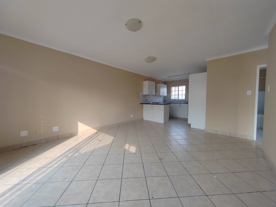 To Let 2 Bedroom Property for Rent in Pierre Van Ryneveld Gauteng