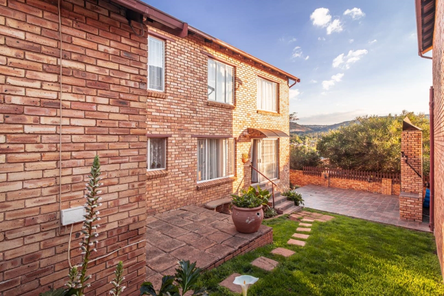 3 Bedroom Property for Sale in Wilgeheuwel Gauteng