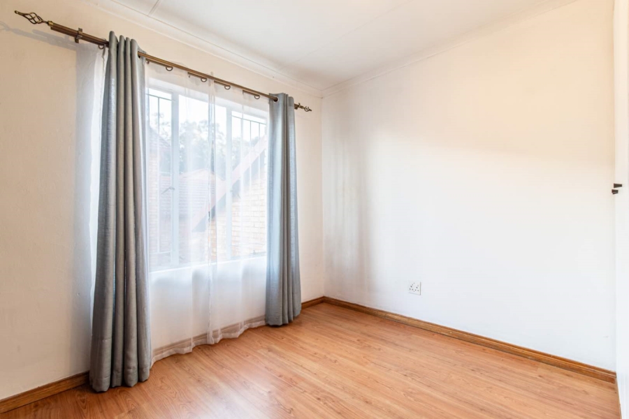 3 Bedroom Property for Sale in Wilgeheuwel Gauteng