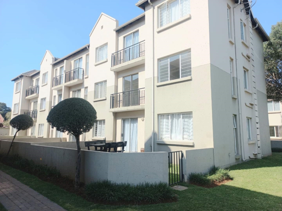 2 Bedroom Property for Sale in Klippoortje Gauteng