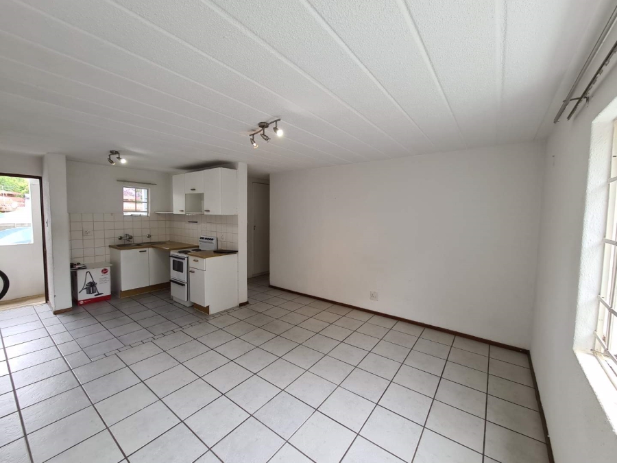 To Let 2 Bedroom Property for Rent in Groenkloof Gauteng