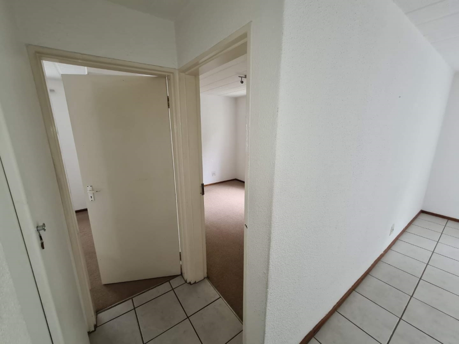 To Let 2 Bedroom Property for Rent in Groenkloof Gauteng