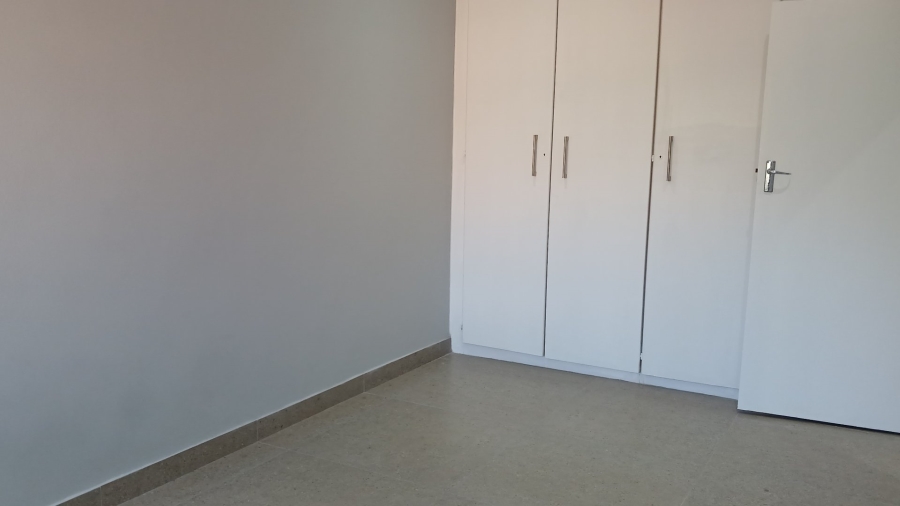 To Let 3 Bedroom Property for Rent in River Club Gauteng