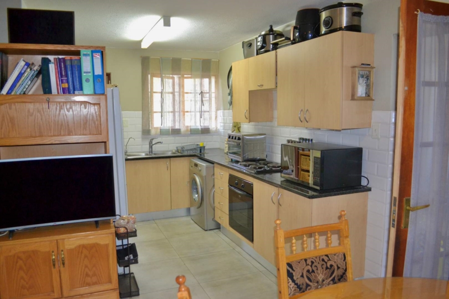 To Let 2 Bedroom Property for Rent in Boardwalk Gauteng