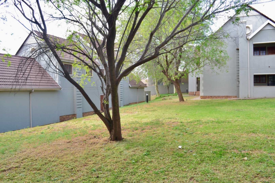 To Let 2 Bedroom Property for Rent in Boardwalk Gauteng