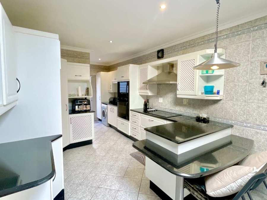 3 Bedroom Property for Sale in Die Wilgers Gauteng