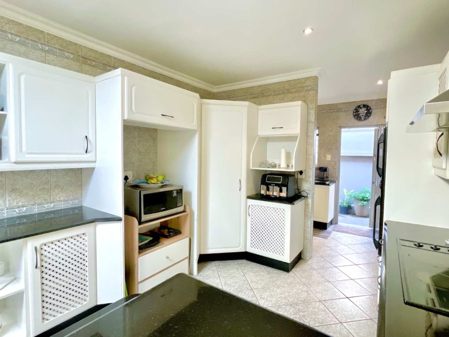 3 Bedroom Property for Sale in Die Wilgers Gauteng