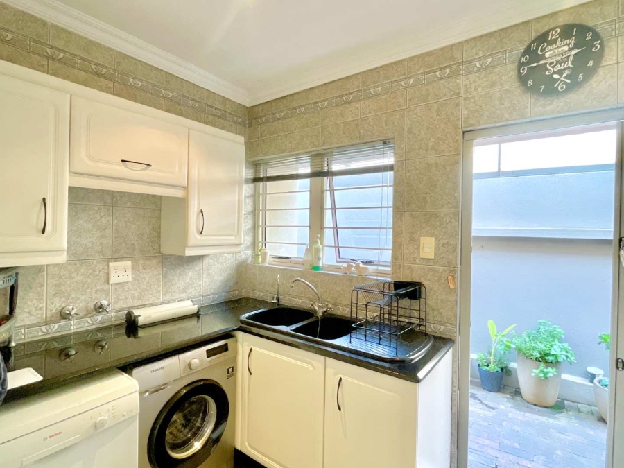 3 Bedroom Property for Sale in Die Wilgers Gauteng