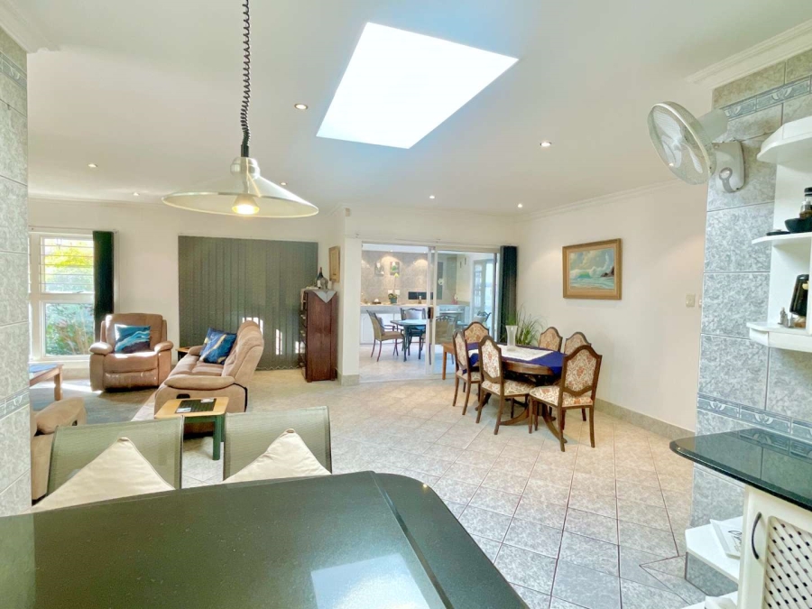 3 Bedroom Property for Sale in Die Wilgers Gauteng