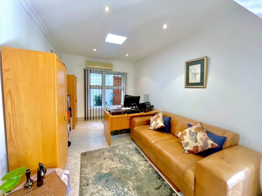 3 Bedroom Property for Sale in Die Wilgers Gauteng