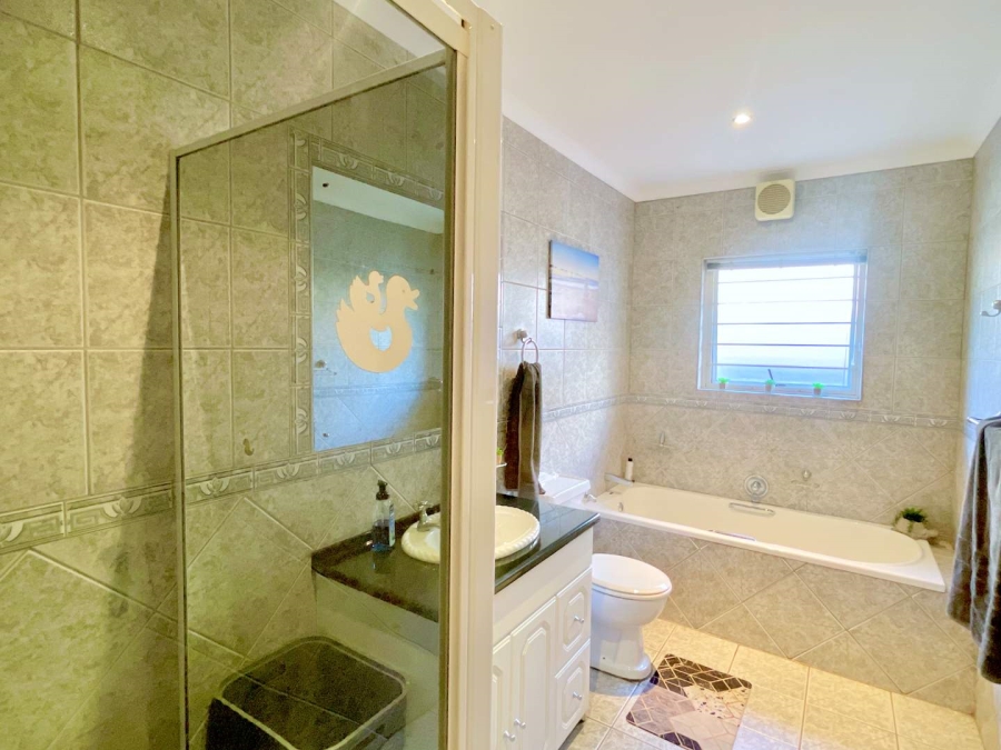 3 Bedroom Property for Sale in Die Wilgers Gauteng