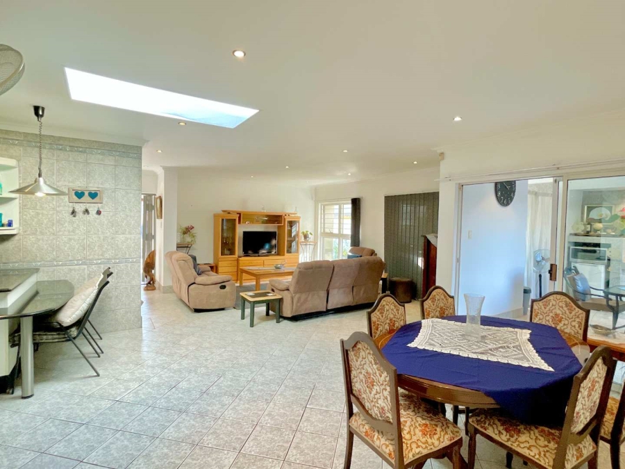 3 Bedroom Property for Sale in Die Wilgers Gauteng