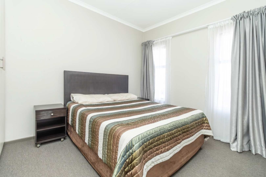 To Let 2 Bedroom Property for Rent in Honeydew Gauteng