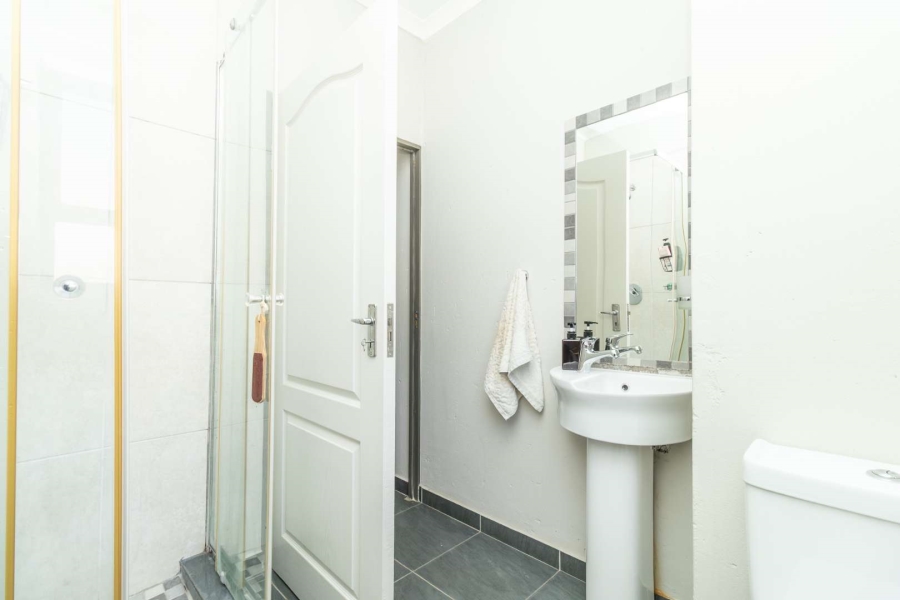 To Let 2 Bedroom Property for Rent in Honeydew Gauteng