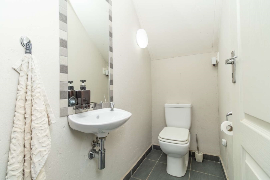 To Let 2 Bedroom Property for Rent in Honeydew Gauteng