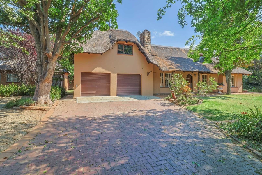 4 Bedroom Property for Sale in Weltevreden A H Gauteng
