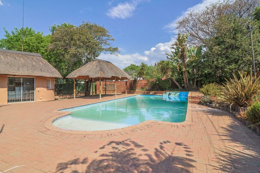 4 Bedroom Property for Sale in Weltevreden A H Gauteng