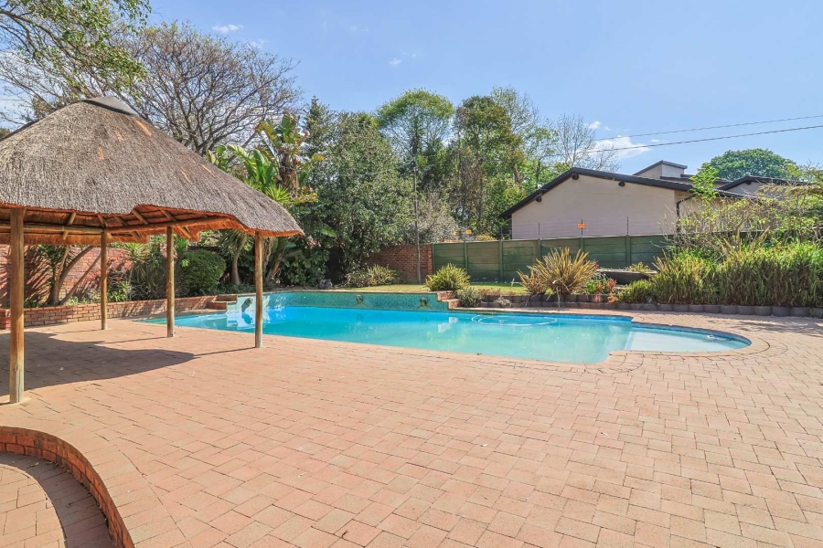 4 Bedroom Property for Sale in Weltevreden A H Gauteng