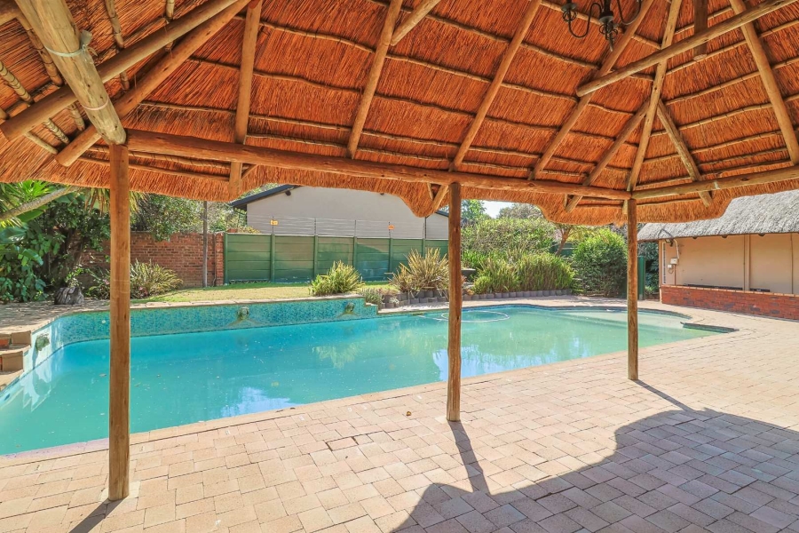 4 Bedroom Property for Sale in Weltevreden A H Gauteng