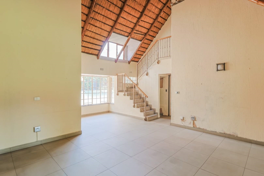 4 Bedroom Property for Sale in Weltevreden A H Gauteng