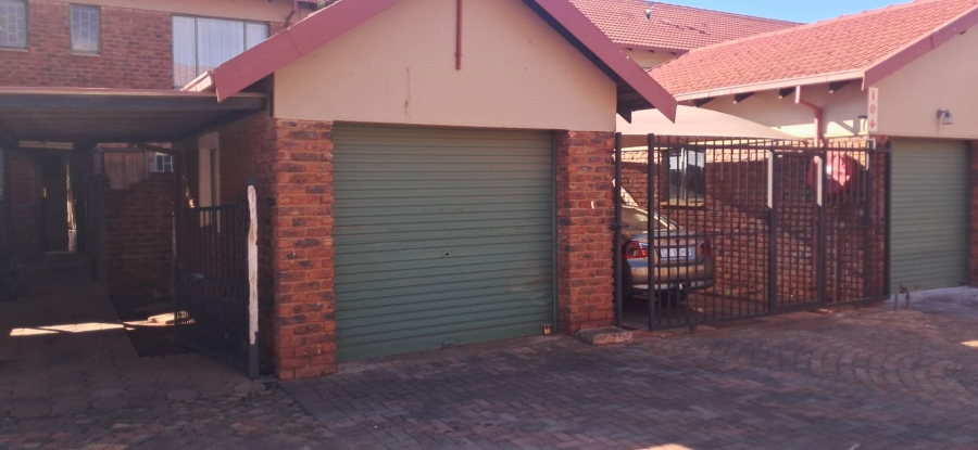 3 Bedroom Property for Sale in The Orchards Gauteng