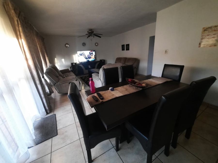 3 Bedroom Property for Sale in The Orchards Gauteng