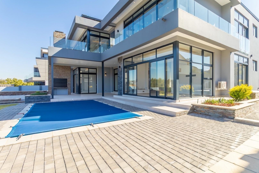 6 Bedroom Property for Sale in Waterfall Country Estate Gauteng