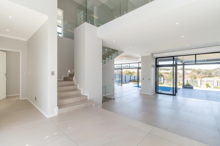 6 Bedroom Property for Sale in Waterfall Country Estate Gauteng