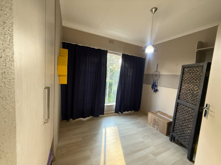 To Let 3 Bedroom Property for Rent in Strubensvallei Gauteng