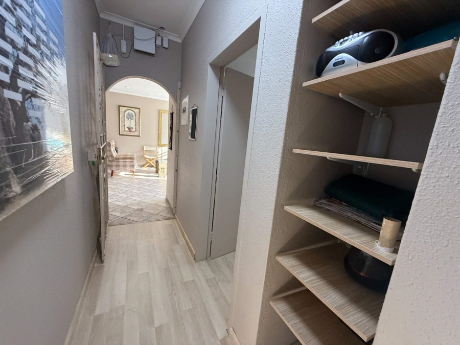 To Let 3 Bedroom Property for Rent in Strubensvallei Gauteng