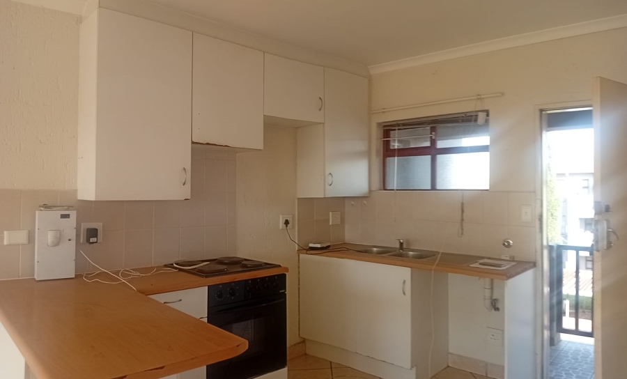 2 Bedroom Property for Sale in Eveleigh Gauteng