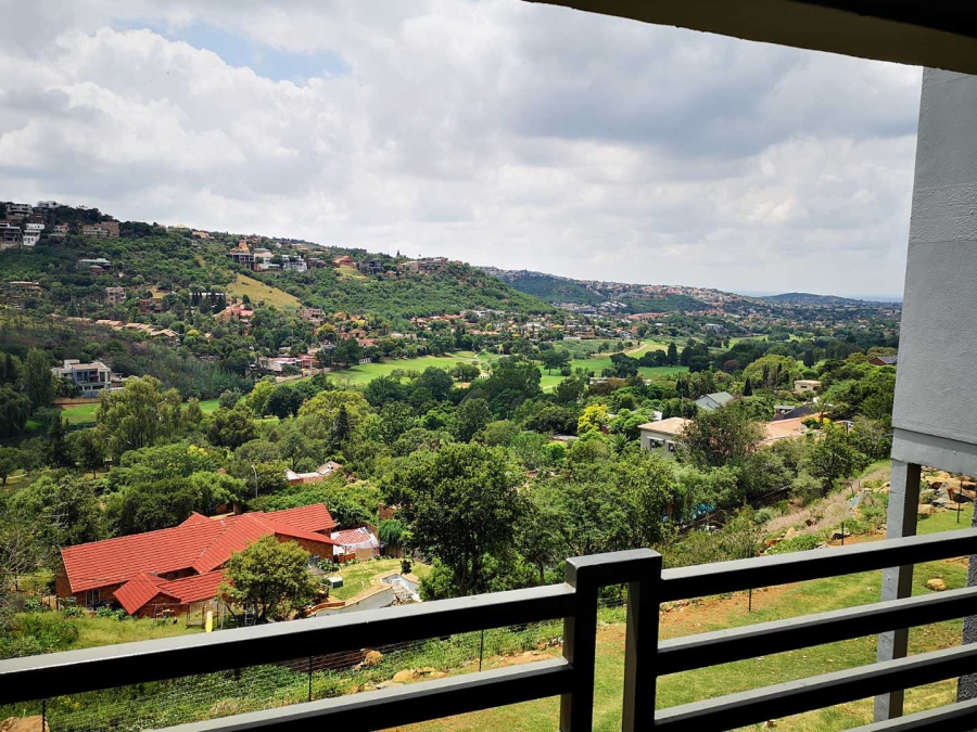 To Let 2 Bedroom Property for Rent in Glenvista Gauteng