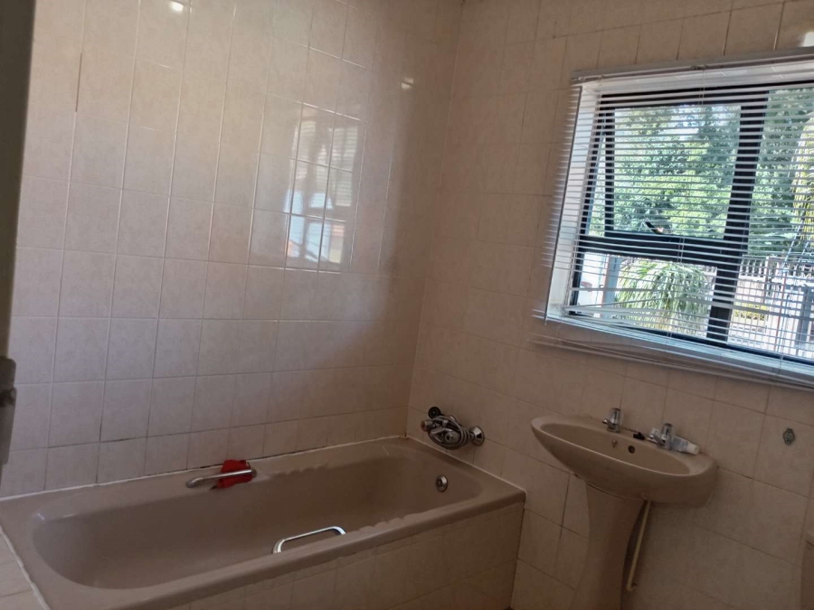 3 Bedroom Property for Sale in Ninapark Gauteng