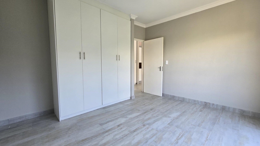 2 Bedroom Property for Sale in New Redruth Gauteng